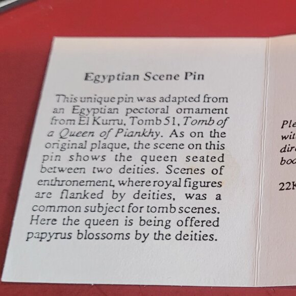 Vintage 1989 Egyptian Scene gold brooch. - Picture 2 of 6